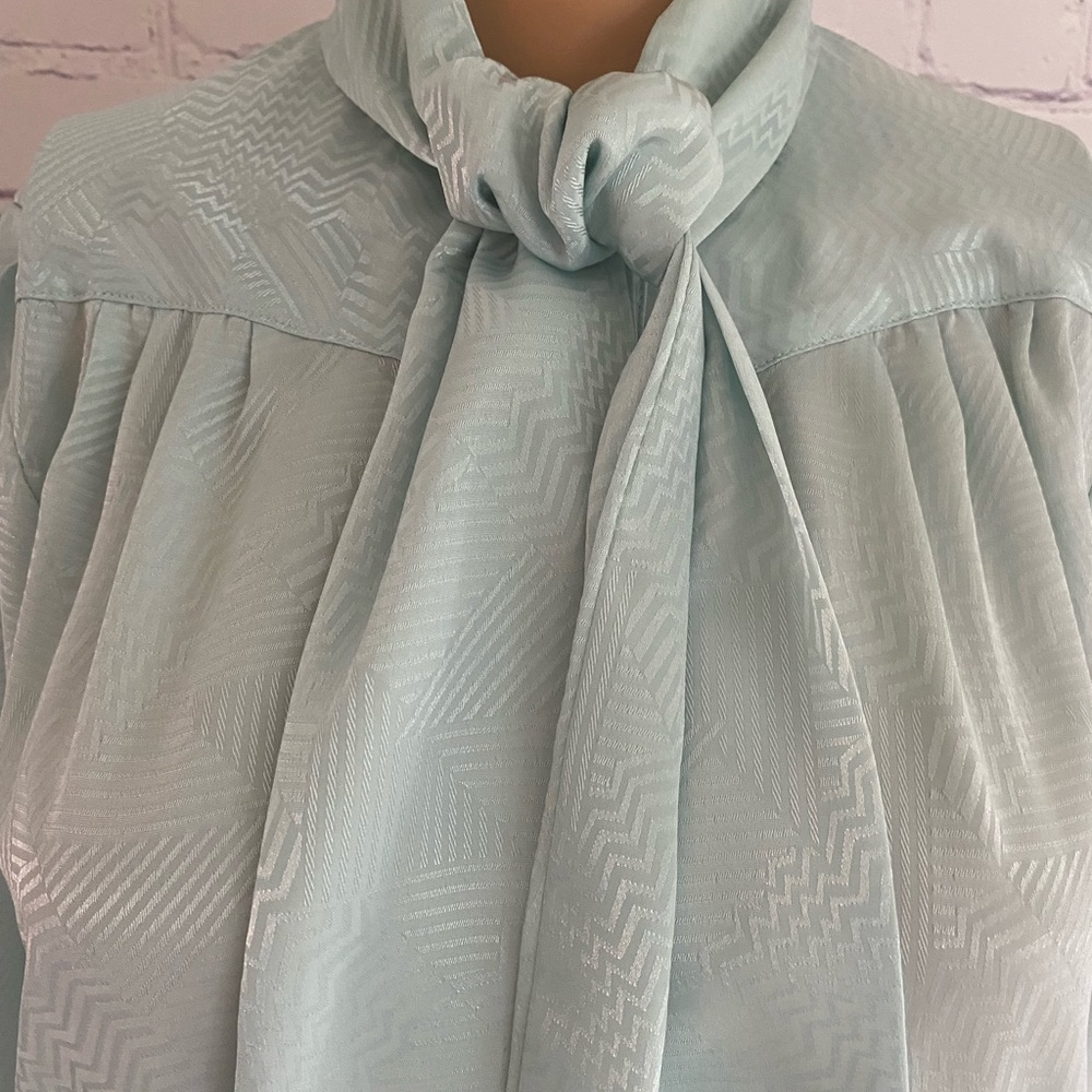 Sold - Picture 2 of 4